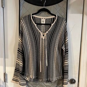 Billabong sweater, NWOT. Size Large